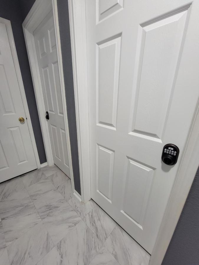 Nice & Cozy Bedroom At Gp'S Grand Prairie Exterior foto